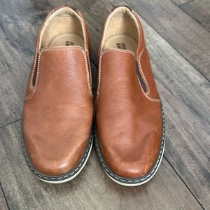 Johnson and Murphy leather slip ons boys size 6.5